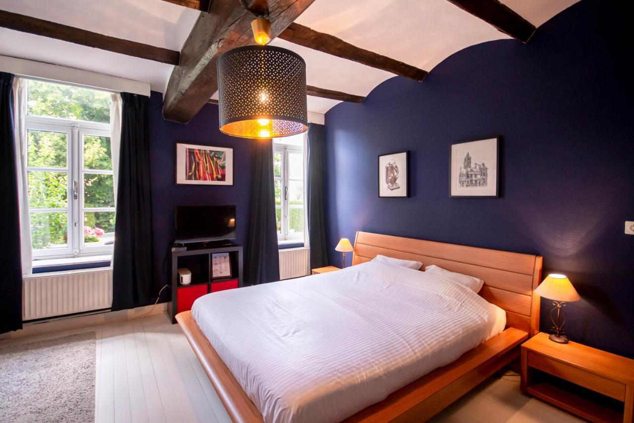 Au Petit Dragon Bed & Breakfast Mons Bagian luar foto